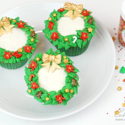 Christmas Wreath Cupcakes 2