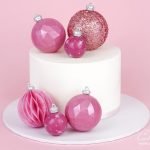 Edible bauble cake toppers tutorial Edible bauble cake toppers tutorial