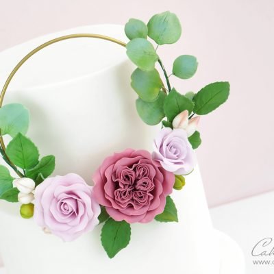 floral flower hoop wreath cake