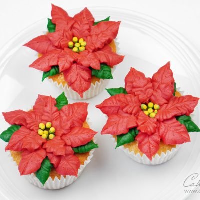 buttercream poinsettia cupcakes tutorial
